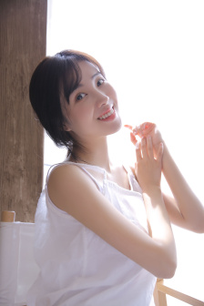 忍冬艳蔷薇